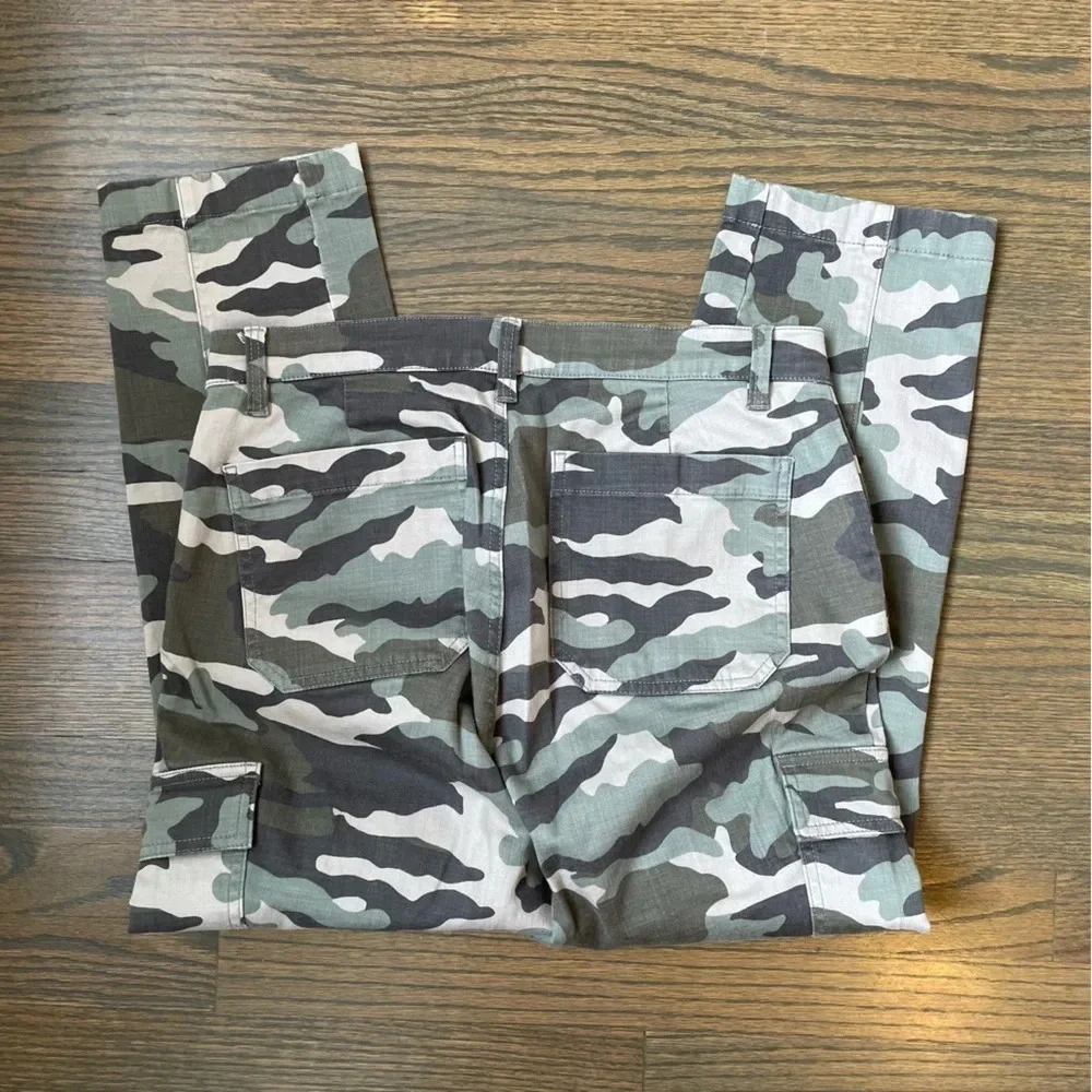 J.Crew Vintage Straight Cargo in Faded Vine Camo Stretch Pants 29 Petite